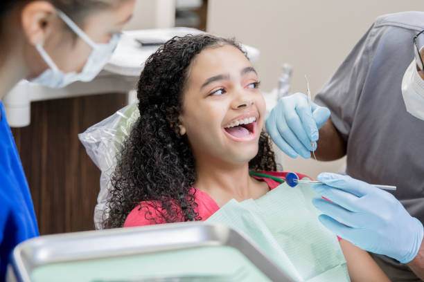 Best Emergency Dental Care for Broken or Chipped Teeth in East Hemet, CA